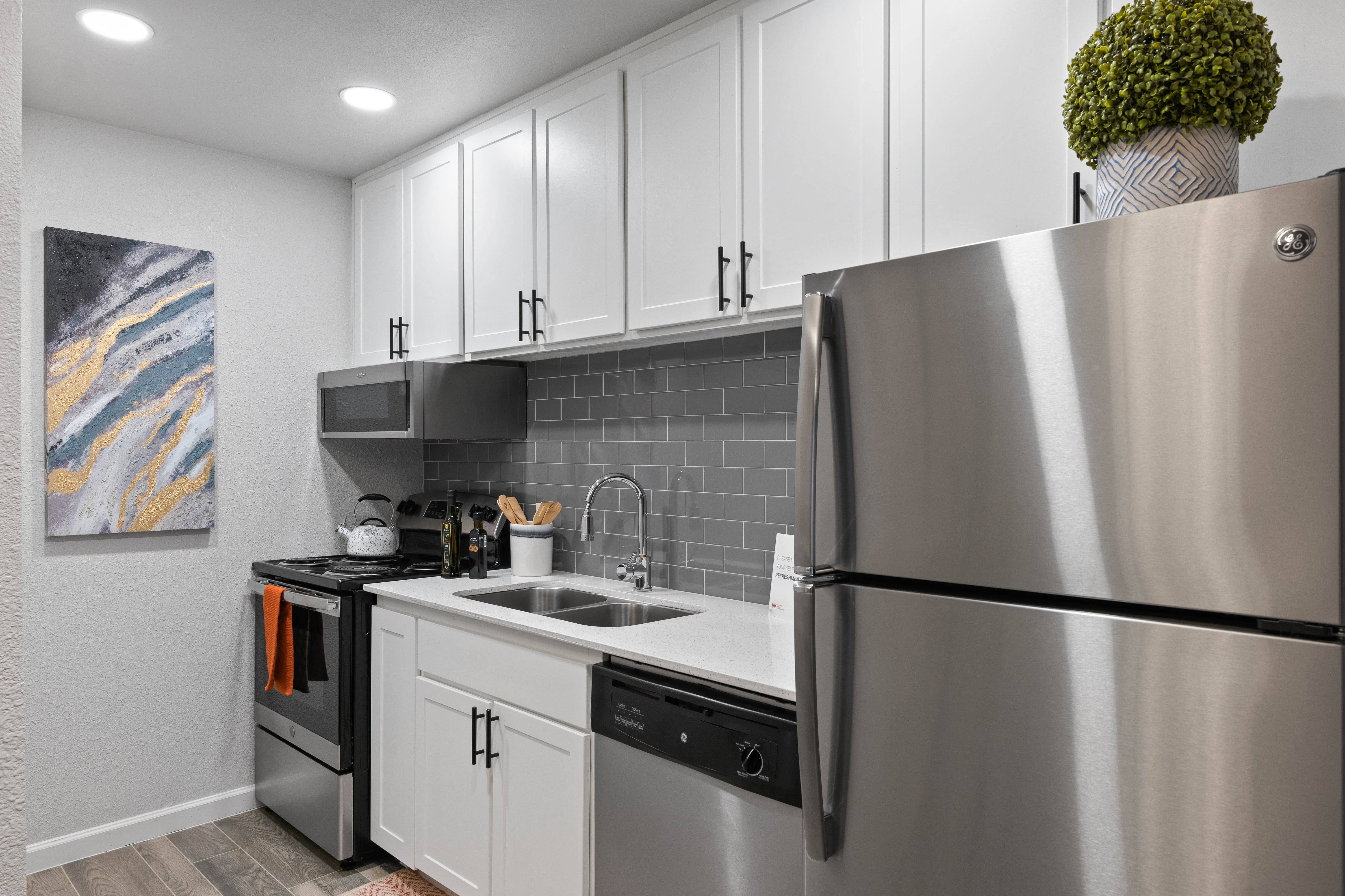 Delano Apartments Image 19